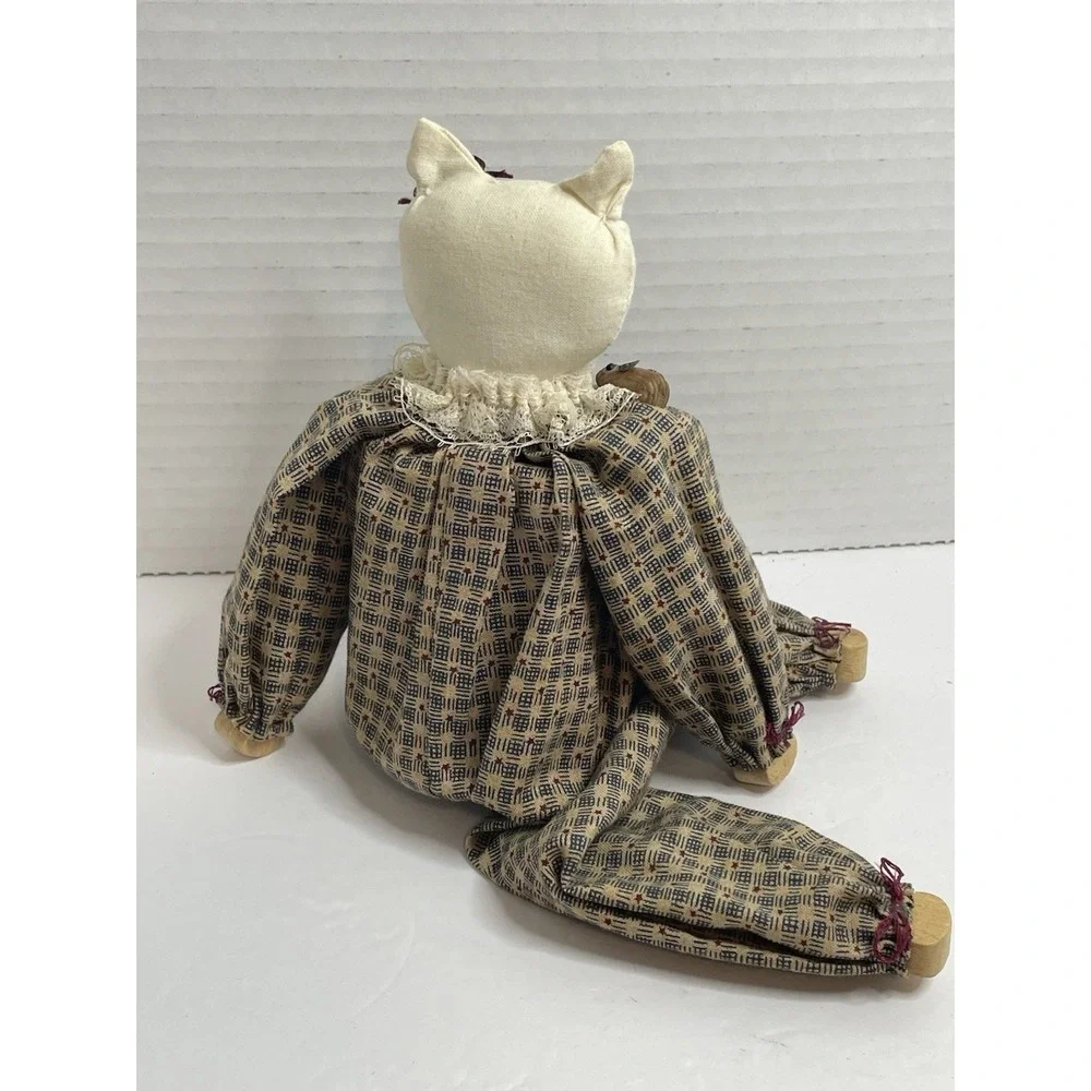 Cat Wooden Body Sitting Shelf Handmade Country Kitten Calico Clothes Wood Feet